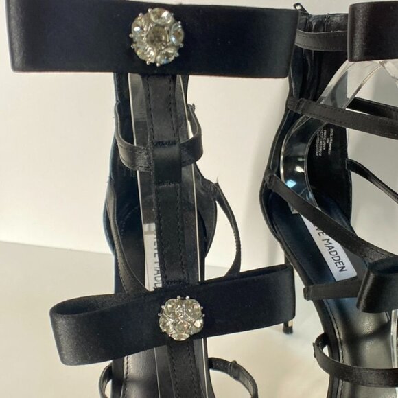 NWOT Steve Madden Sinclair Black Strappy Heels With Rhinestone Bows, size 10 - Picture 3 of 11